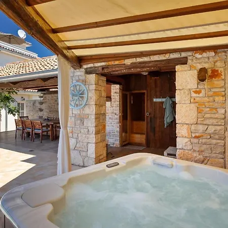 Family Villa Elizabeta With Pool In Umag Cepljani Zewnętrze zdjęcie