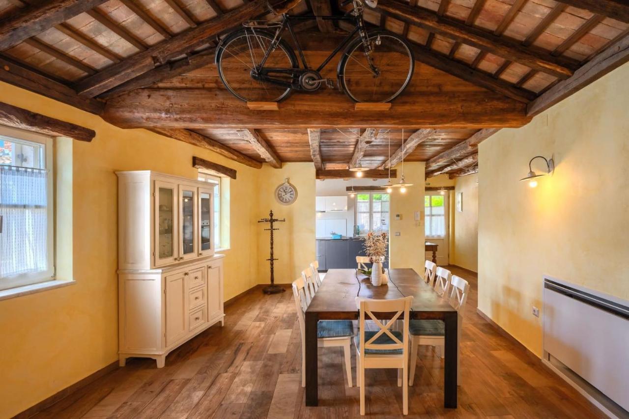 Villa Family Elizabeta With Pool In Umag Cepljani